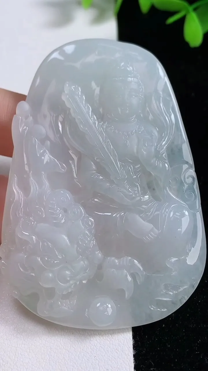 天然A货翡翠文殊菩萨吊坠，尺寸69.3-48-7，重量:41.86g
9月17日