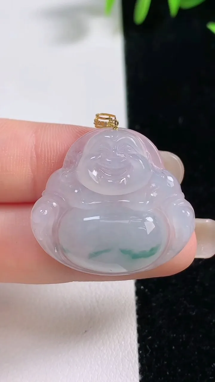 天然A货翡翠种飘花佛公吊坠，尺寸26.7-29.5-5.8，重量:6.99g
9月17日