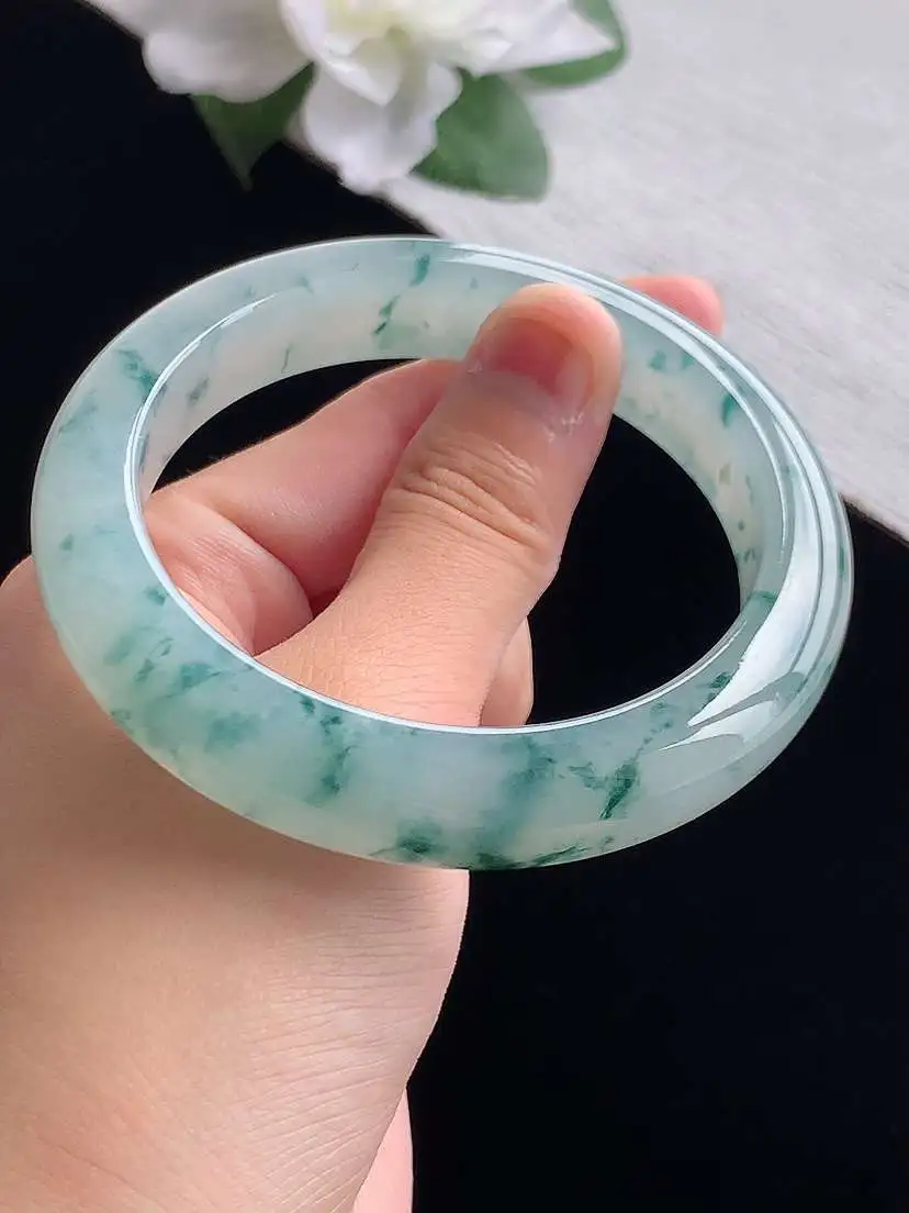 a货翡翠老坑冰种飘花正装正圈手镯59-60大圈口  尺寸59.5×12.5×9.2mm 重量75.40g 0917