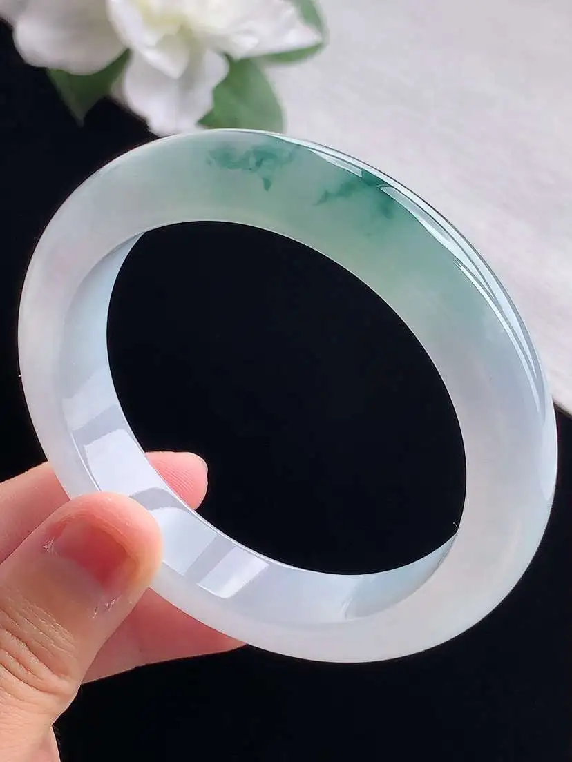 a货翡翠老坑冰种飘花正装正圈手镯57-58圈口  尺寸57.5×12.5×9mm 重量67.75g 
