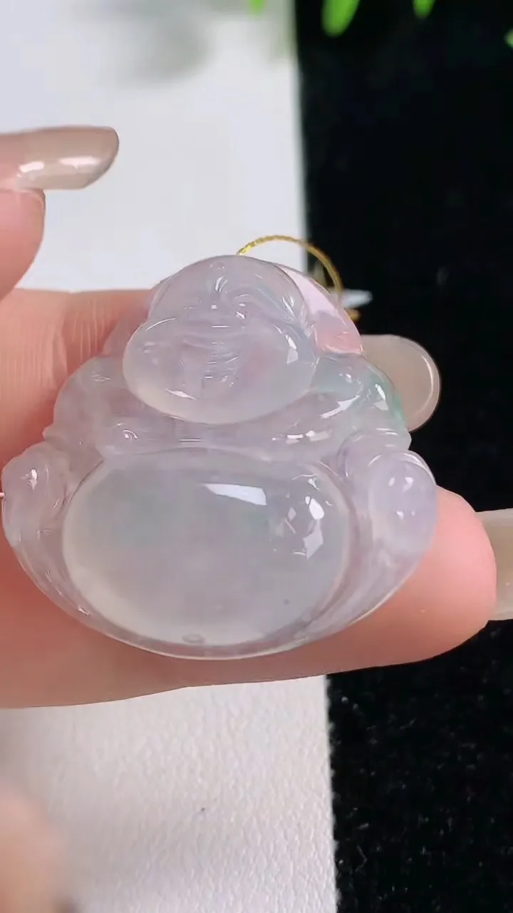 天然A货翡翠佛公吊坠，尺寸29.2-31.3-6，重量:8.15g
9月18日