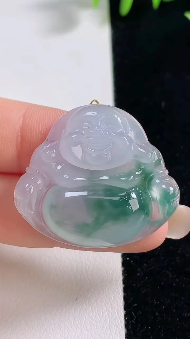 天然A货翡翠种飘花佛公吊坠，尺寸28.6-33-5.8，重量:9.05g
9月18日