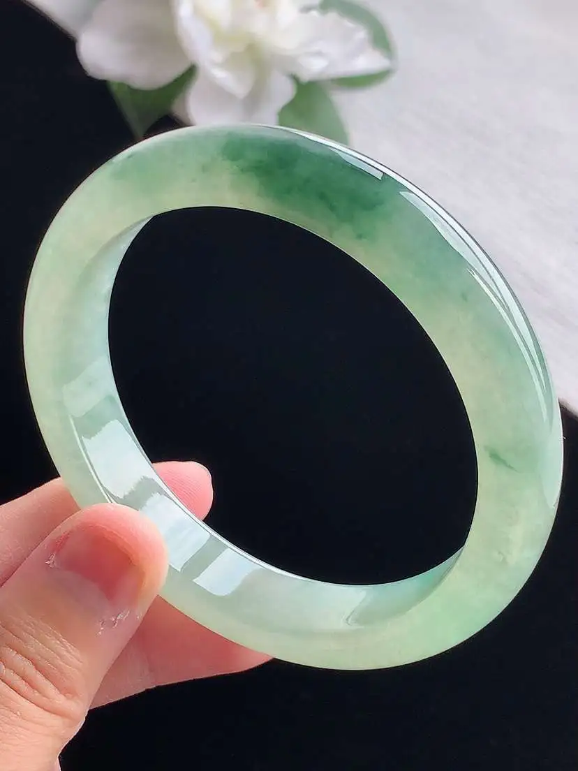 a货翡翠老坑冰种飘花正装正圈手镯58-59圈口  尺寸58.5×12×8mm 重量58.90g 0917