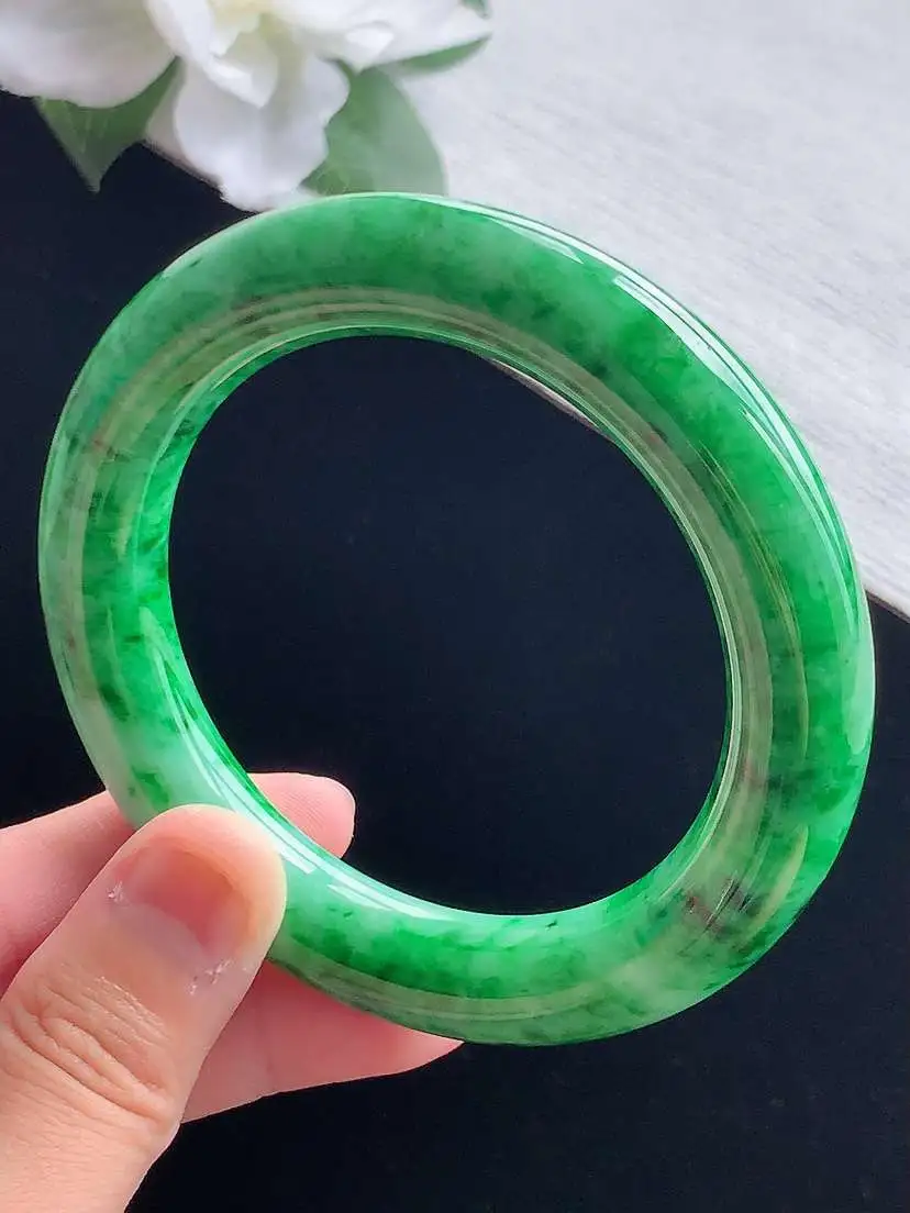 a货翡翠老坑冰种满绿圆条手镯56-57圈口  尺寸56.5×12mm 重量78.85g 0917 A