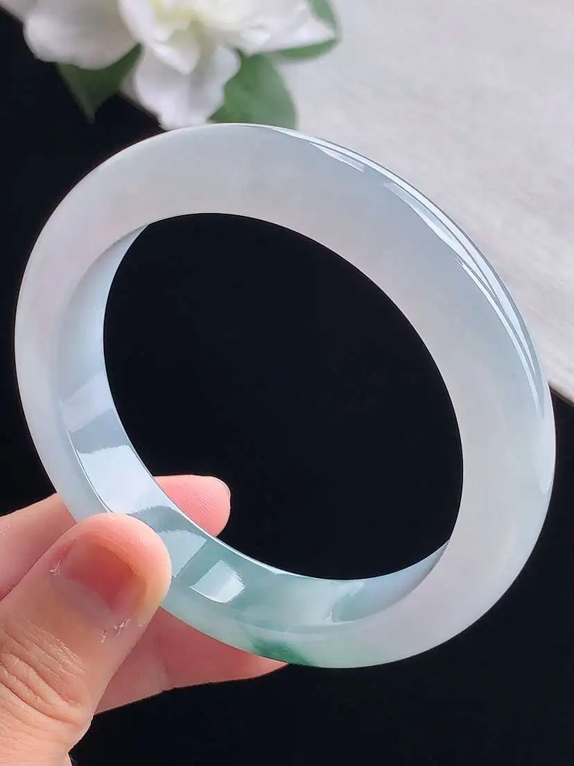 a货翡翠老坑冰种飘花正装正圈手镯57-58圈口  尺寸57.5×12.5×9mm 重量67.75g 0917