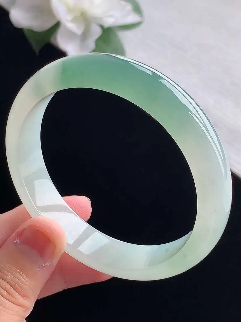 a货翡翠老坑冰种飘花正装正圈手镯59-60大圈口  尺寸59×13.3×7.5mm 重量55.93g 0917