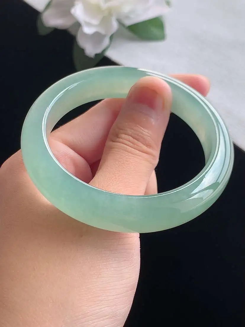 a货翡翠老坑冰种晴水正装正圈手镯52-53小圈口  尺寸52.8×11.5×8mm 重量50.85g 0918