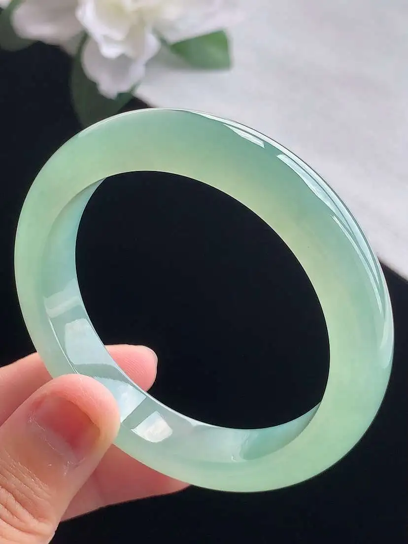 a货翡翠老坑冰种晴水正装正圈手镯52-53小圈口  尺寸52.8×11.5×8mm 重量50.85g