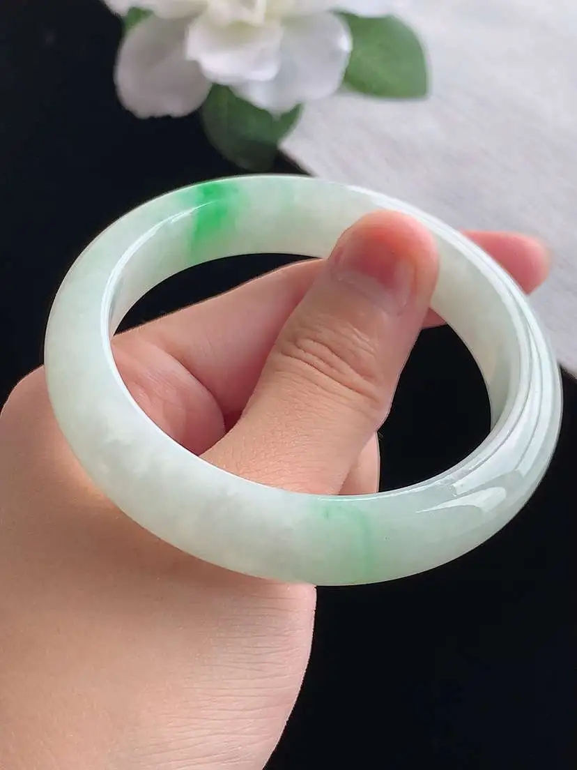 a货翡翠老坑冰种飘阳绿正装正圈手镯54-55圈口  尺寸54.8×12×7.8mm 重量55.00g 0923