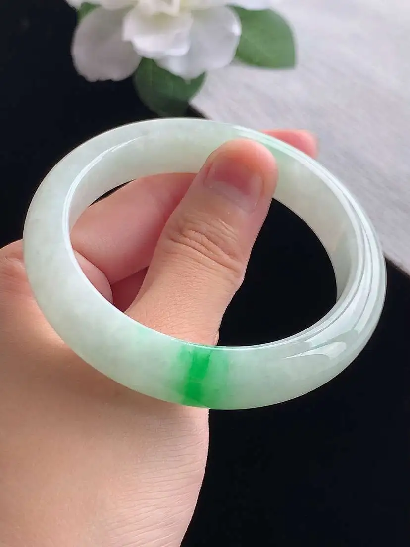 a货翡翠老坑冰种飘阳绿正装正圈手镯54-55圈口  尺寸54.8×12×7.8mm 重量55.00g 0923