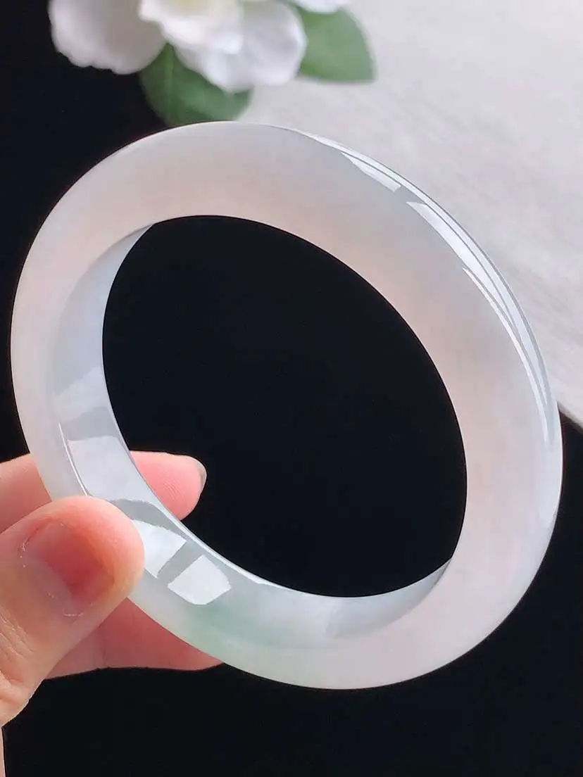 a货翡翠老坑冰种飘花正装正圈手镯56-57圈口  尺寸56.3×12.5×8.6mm 重量66.18g 0924
