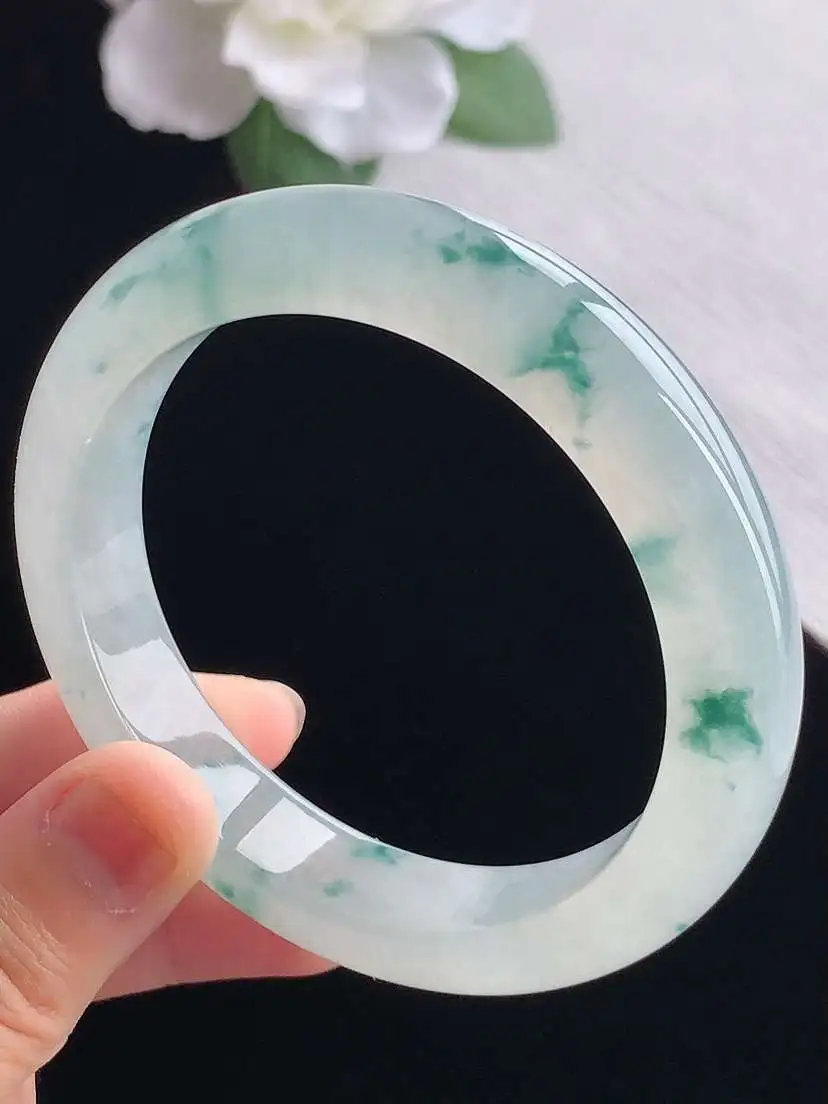 a货翡翠老坑冰种飘花正装正圈手镯57-58圈口  尺寸57.3×12.7×9mm 重量65.70g 