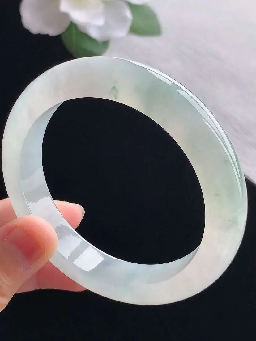 a货翡翠老坑冰种飘花正装正圈手镯57-58圈口 尺寸57.5×12.2×8.5mm 重量65.70g