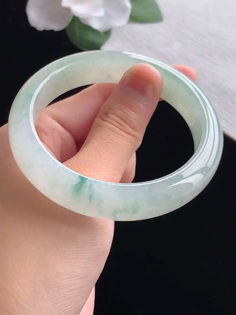 a货翡翠老坑冰种飘花正装正圈手镯57-58圈口  尺寸57.2×13×8.3mm 重量65.33g 0924