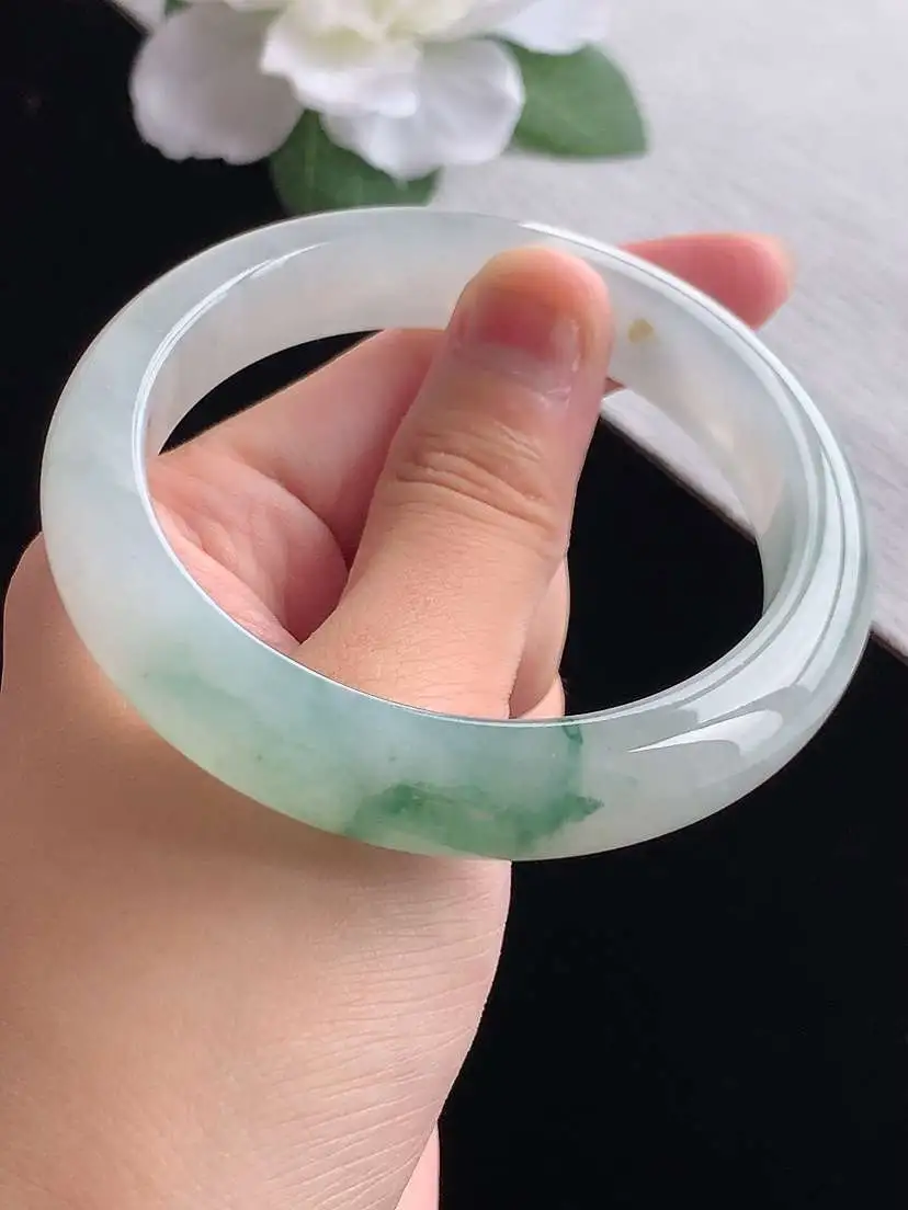 a货翡翠老坑冰种飘花正装正圈手镯58-59圈口  尺寸58×12.2×8.5mm 重量63.13g 0924
