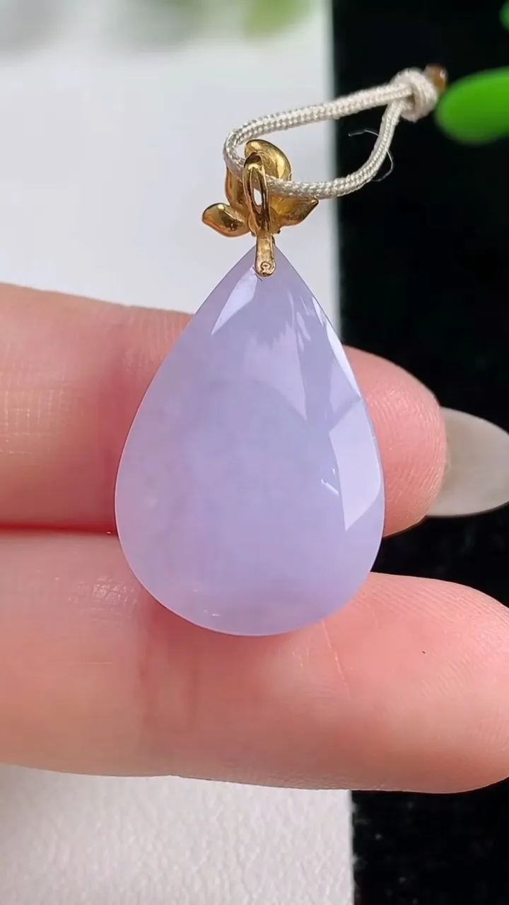 天然A货翡翠18K金紫罗兰水滴吊坠，尺寸22.4-16-8.8，重量:5.25g
9月27日