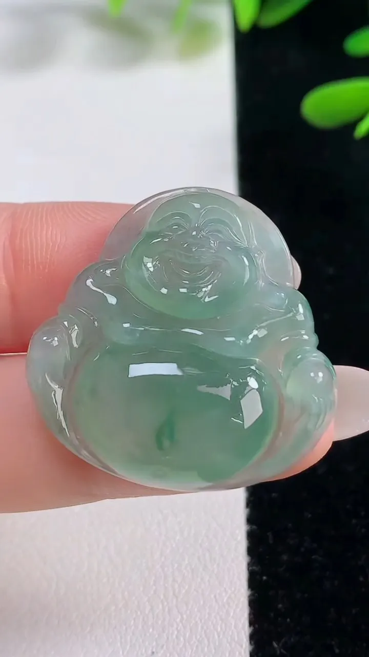天然A货翡翠佛公吊坠，尺寸29-29.5-5.7，重量:7.25g
9月27日