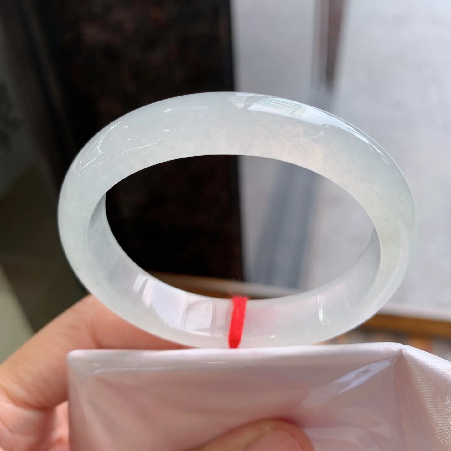 贵妃冰镯 尺寸：55/47/11/7.5mm