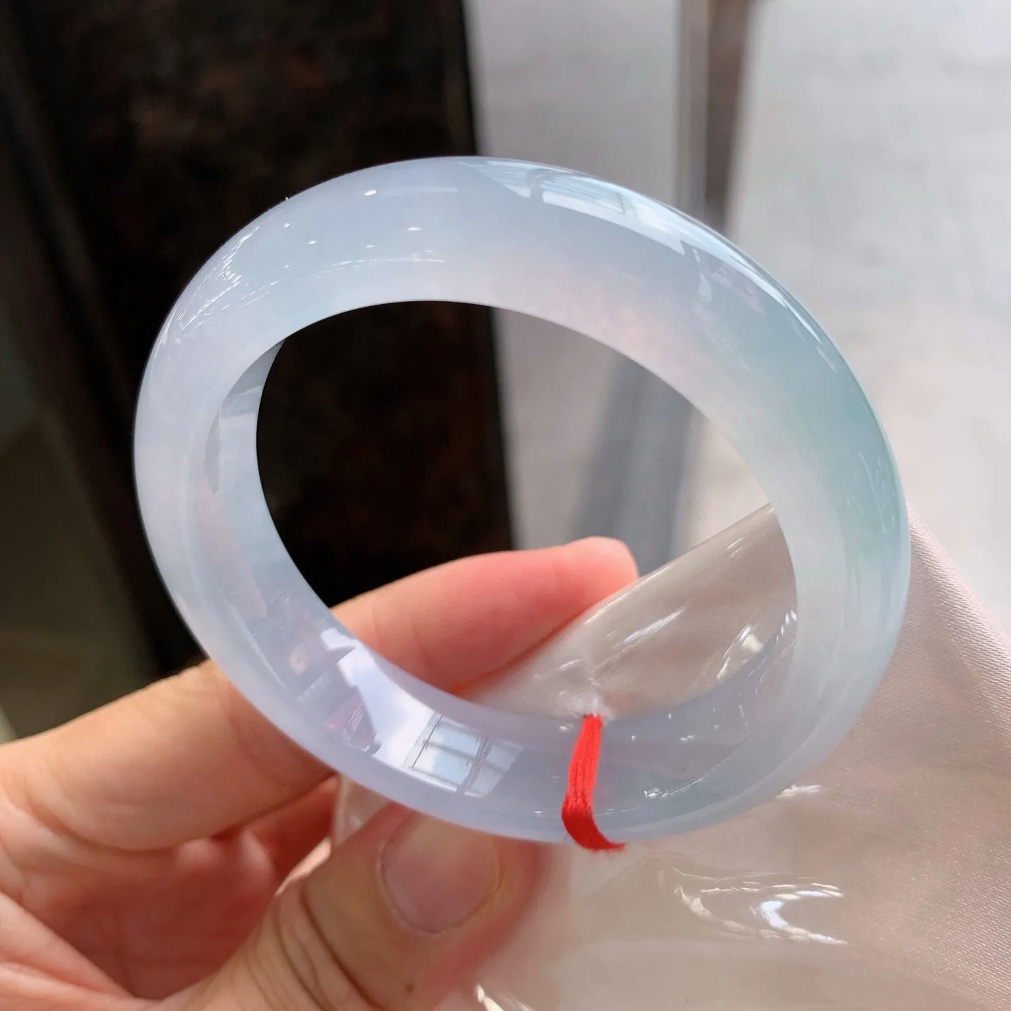 正圈冰飘绿  尺寸：54.1/13.2/8.8mm
