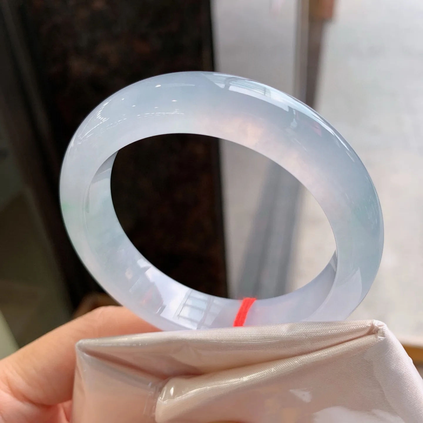 正圈冰飘绿  尺寸：54.1/13.2/8.8mm