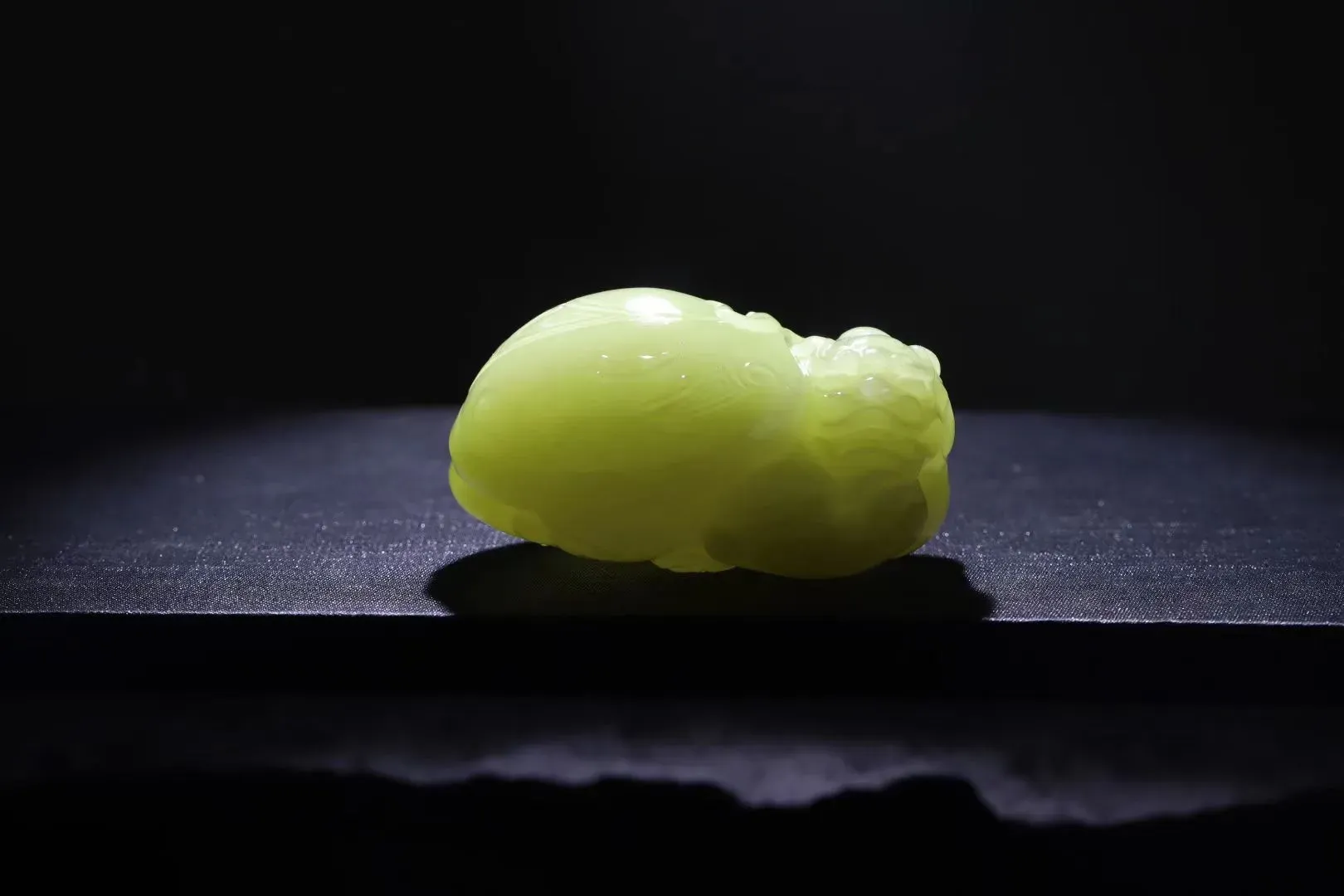 一手货源品质保障
     ━━招财龙龟
精致的一款黄口龙龟，可爱俏皮不失祥瑞感，形制饱满圆润，寓意富贵长寿，洪福齐天！C10921，58-42-31mm，123.9g