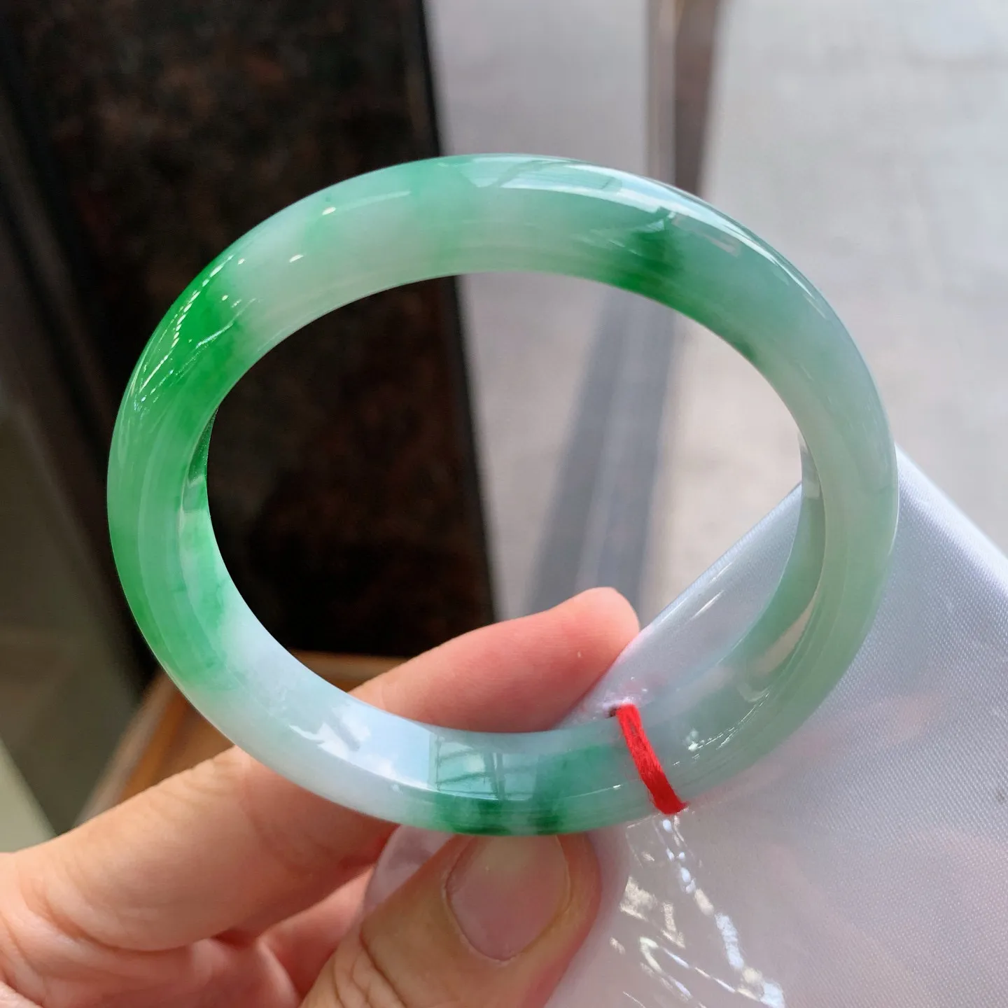 正圈飘绿   尺寸：58.5/12.2/7.6mm