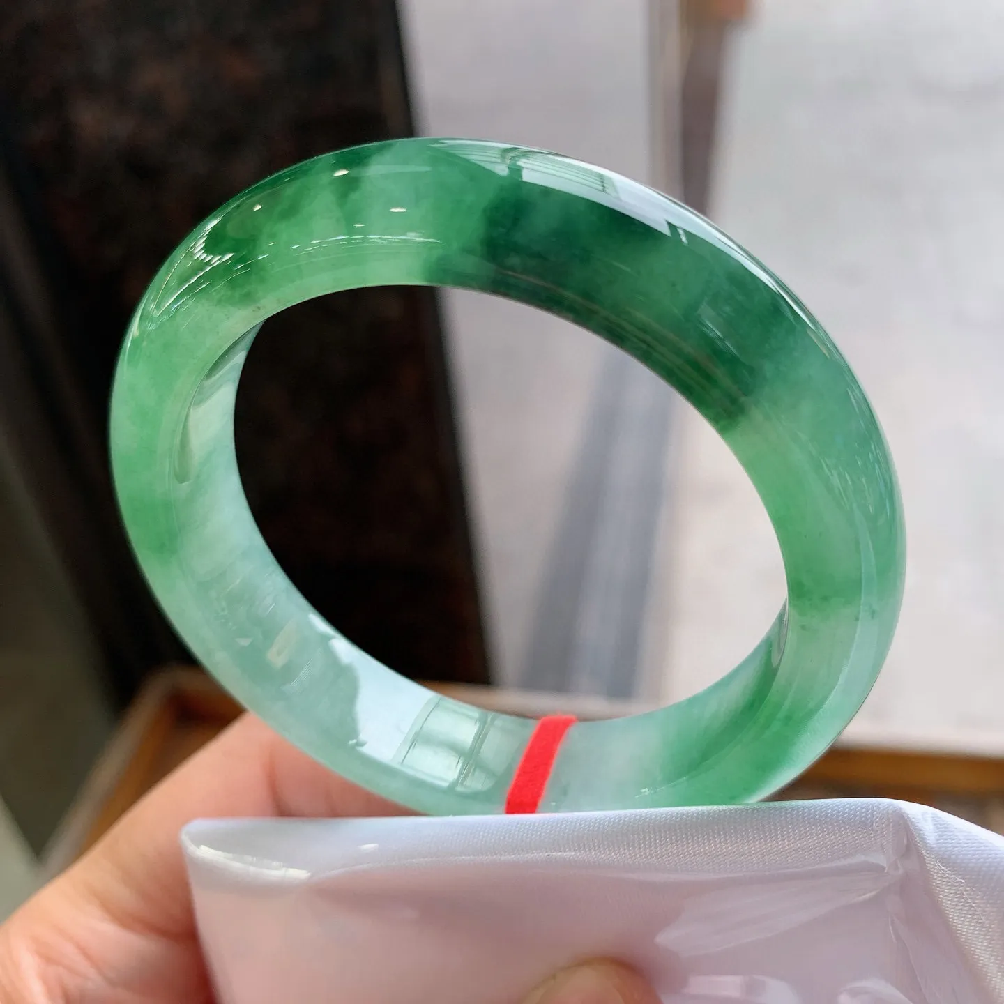 正圈飘绿 尺寸：54.1/12.5/8.7mm