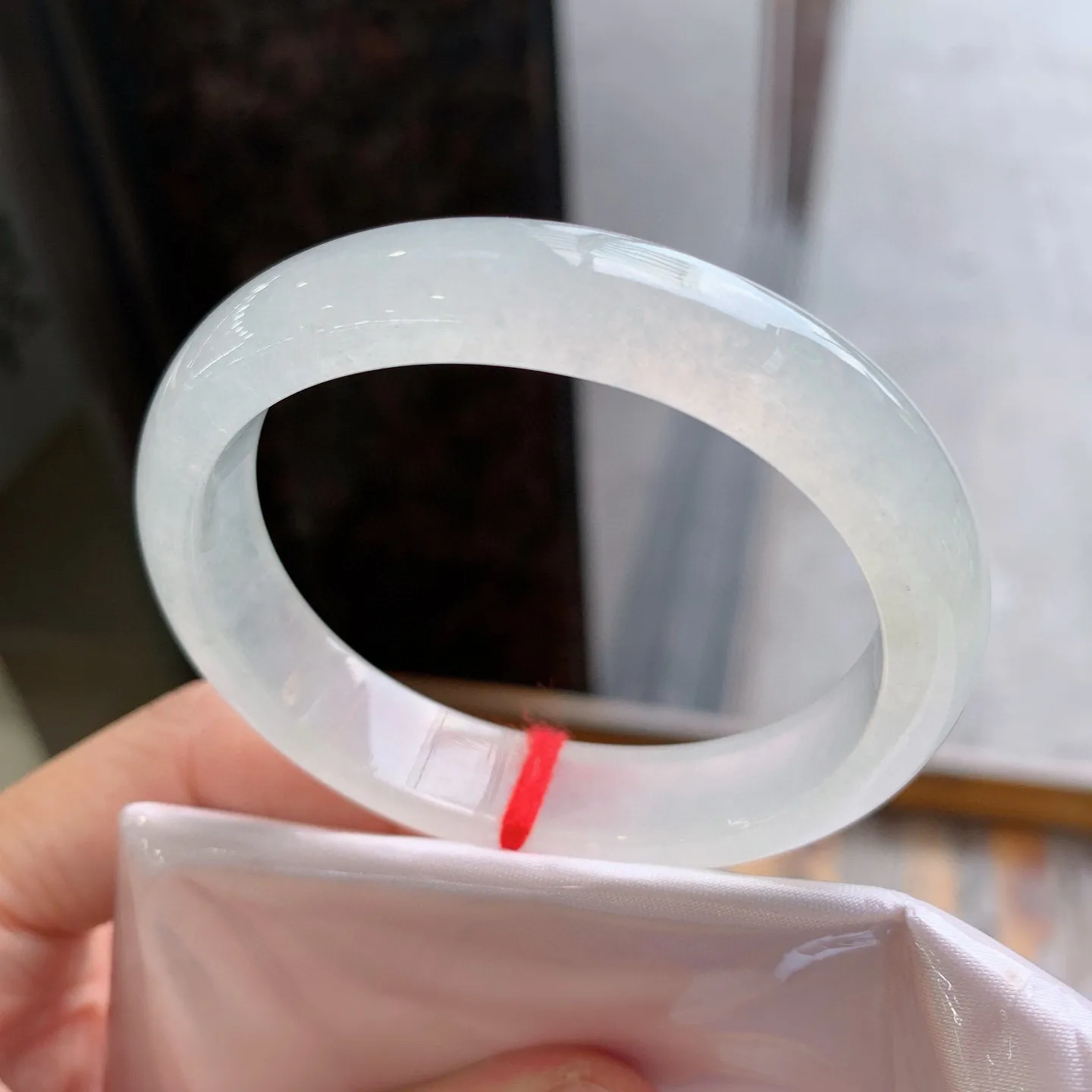 贵妃冰镯 尺寸：55/47/11/7.5mm