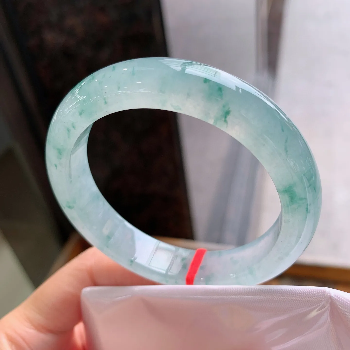 正圈冰飘花 尺寸：54.6/12.3/8.3mm