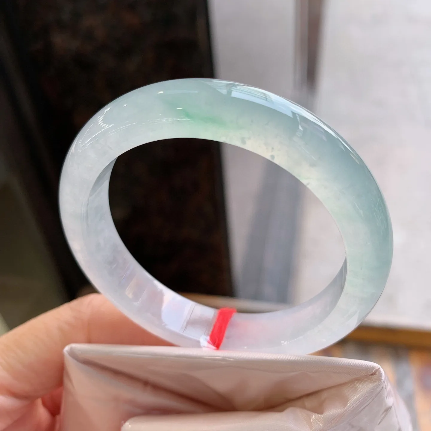 正圈冰飘绿  尺寸：54.5/11.9/8.1mm