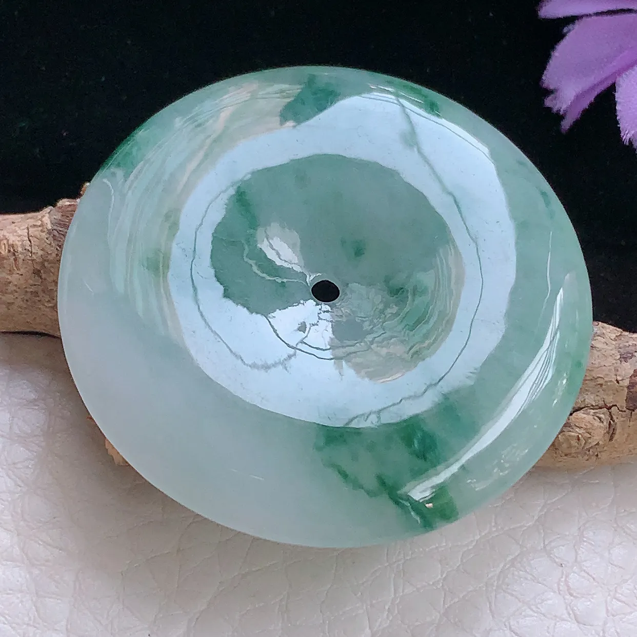 zzx实拍42.6*5.5缅甸翡翠精雕飘花胶感大平安扣 玉扣玉吊坠 毛衣坠
