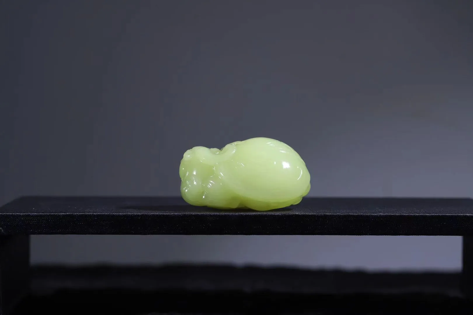 一手货源品质保障
     ━━招财龙龟
精致的一款黄口龙龟，可爱俏皮不失祥瑞感，形制饱满圆润，