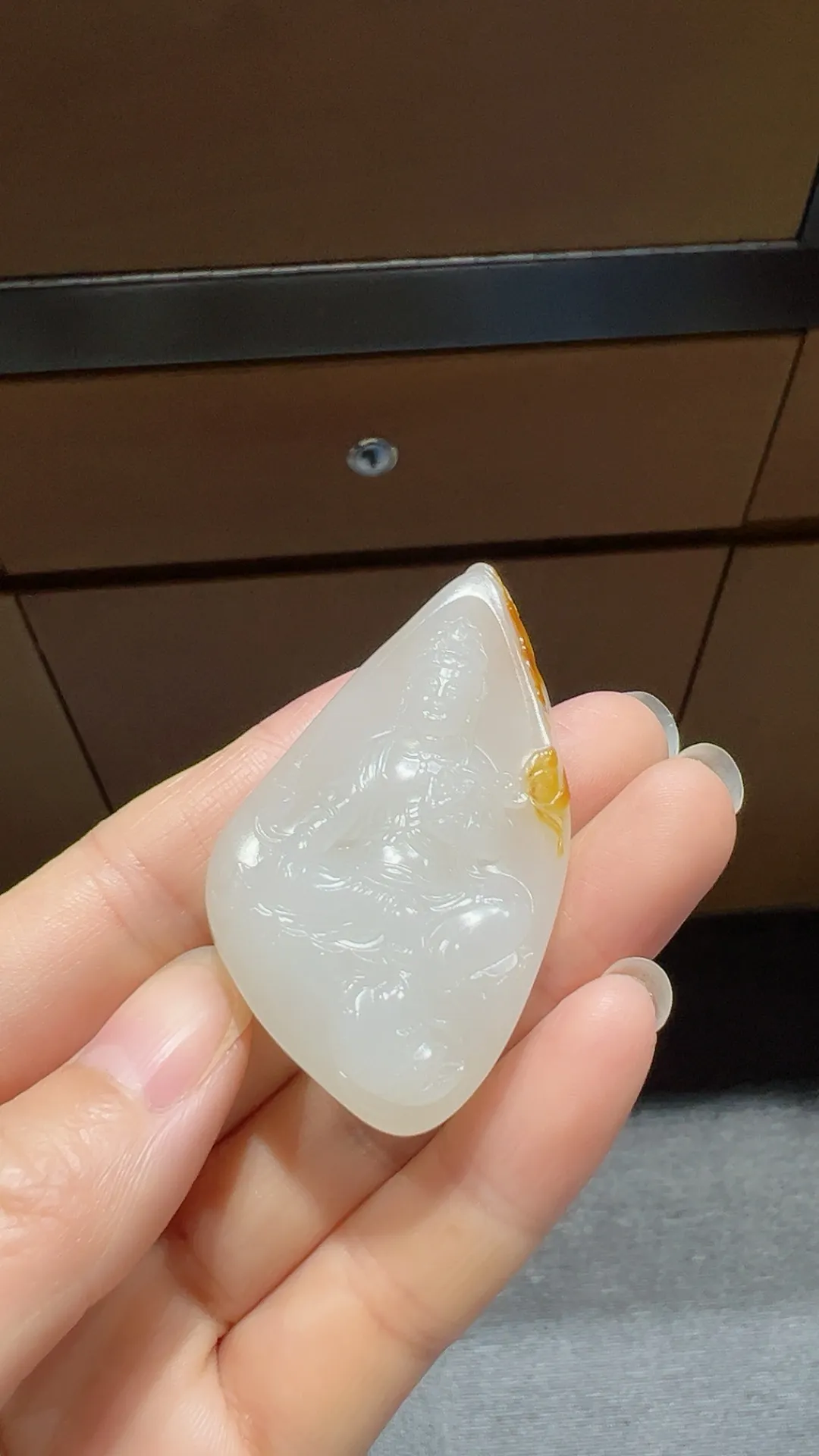 高品质｜红皮白肉｜观音

重27.6克 尺寸56*32*10.5mm