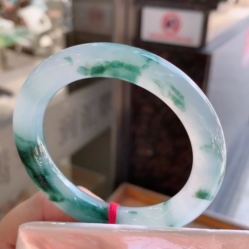 圆条冰玻飘花 无瑕 尺寸:56.5/10.4 花美 种水好