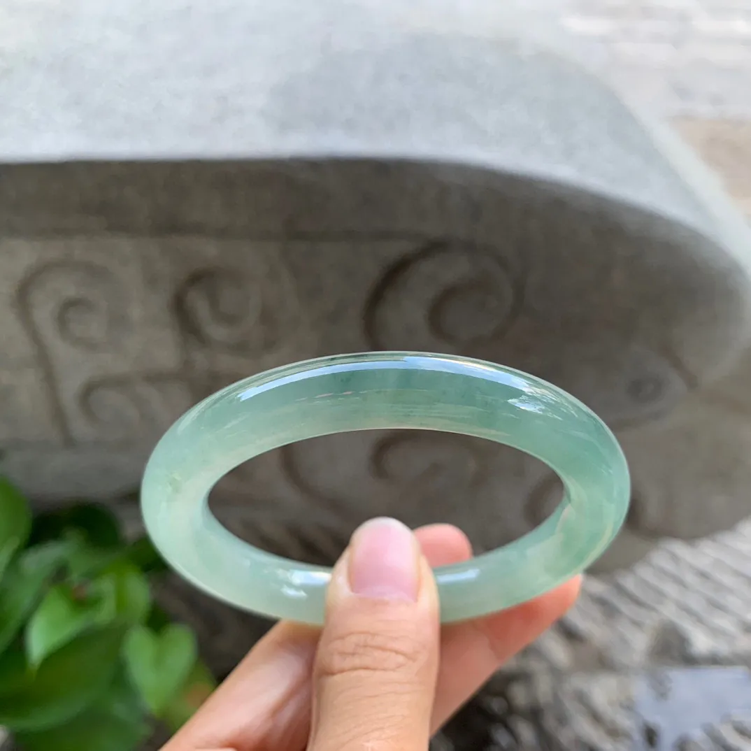 小圈口53.6-9.9 【冰油绿飘花圆条手镯】圆条53 54可戴
