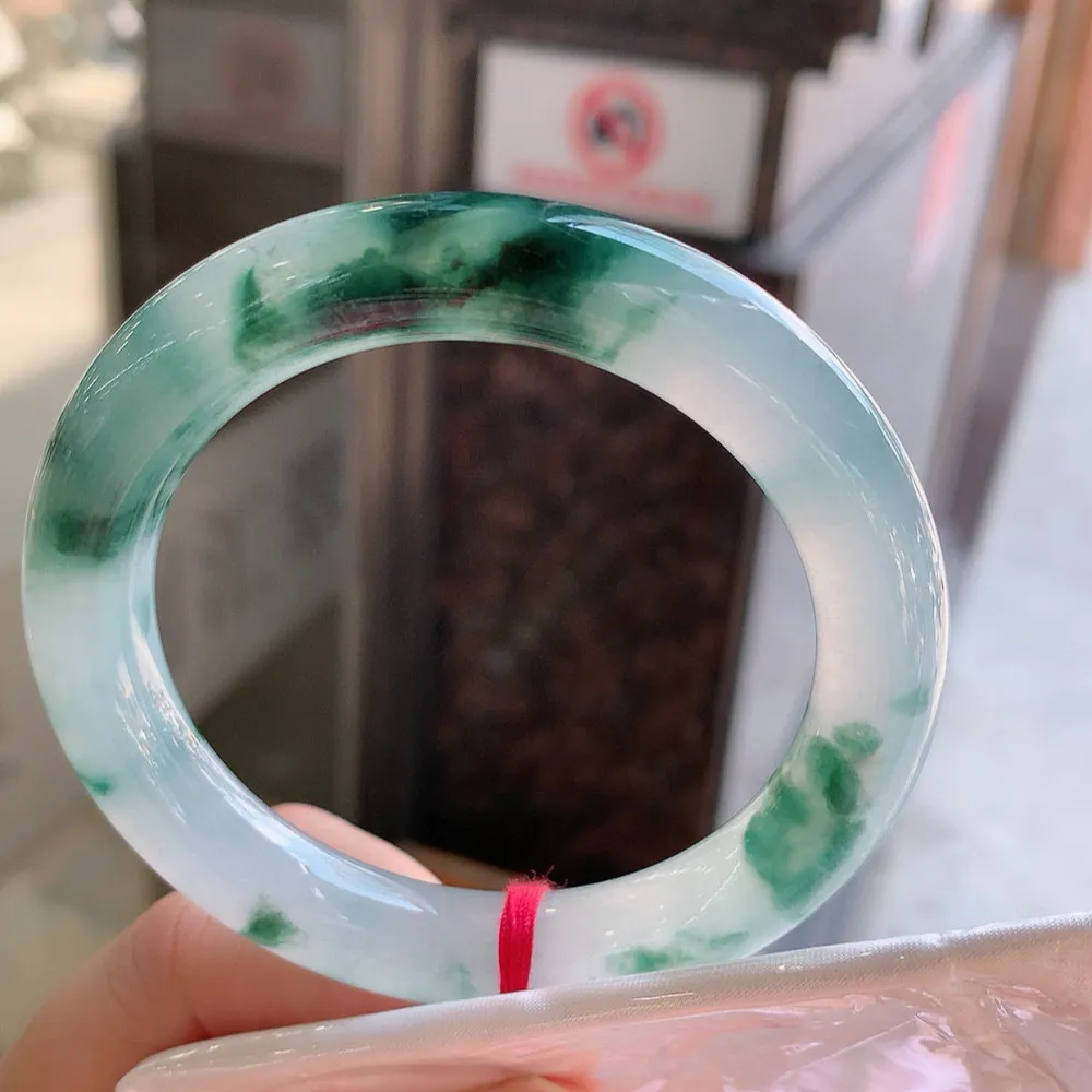 圆条冰玻飘花 无瑕 尺寸:56.5/10.4 花美 种水好