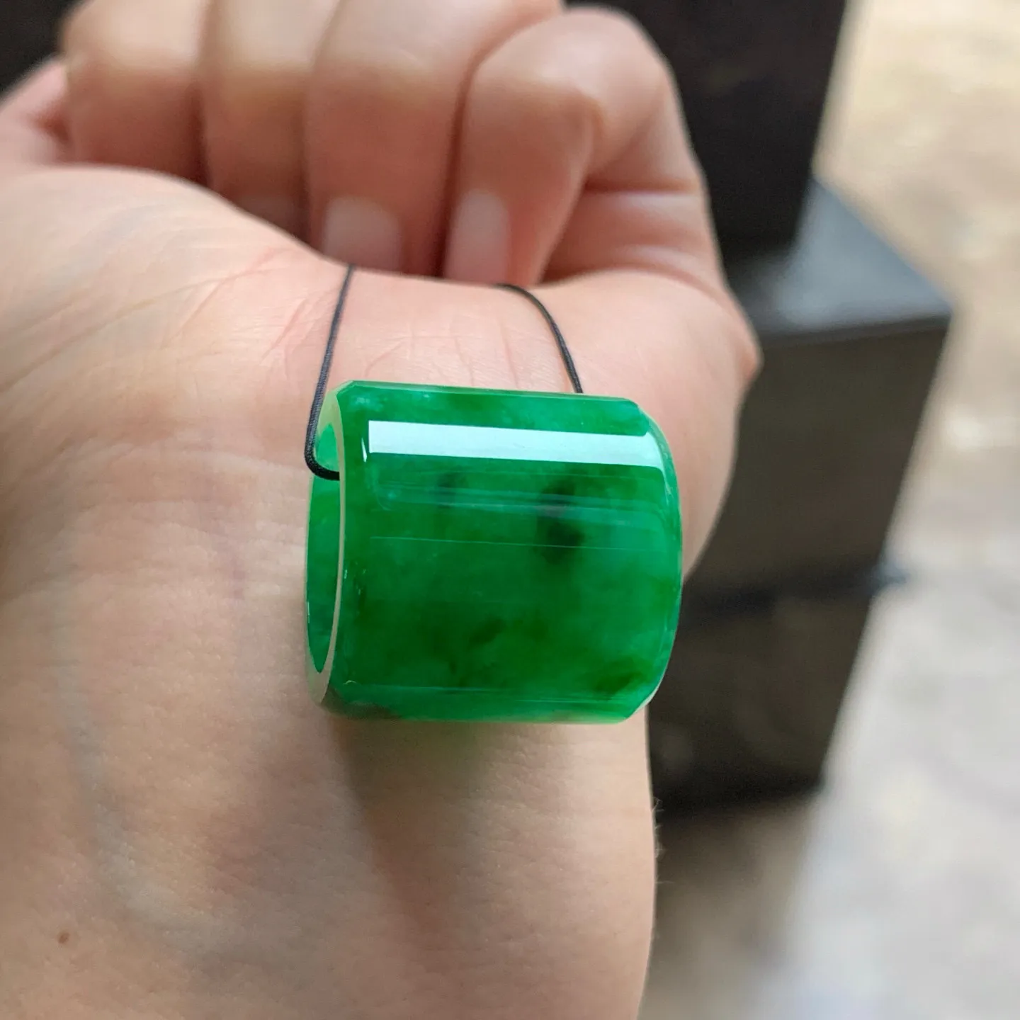 辣绿色路路通
色辣～佩戴大气