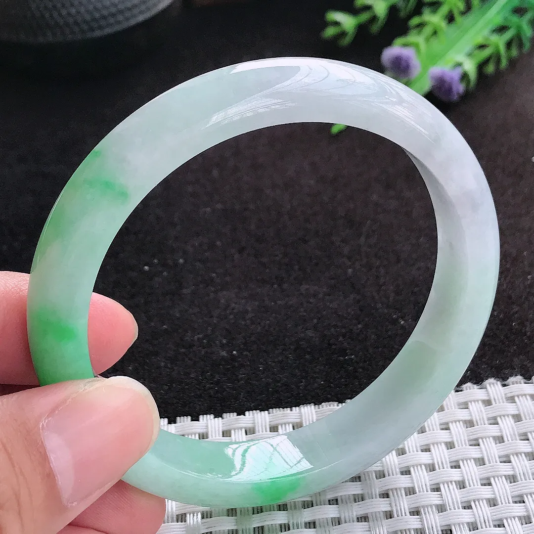 自然光58/11.6/7.6老坑冰胶水灵飘阳绿手镯天然翡翠玉镯女款