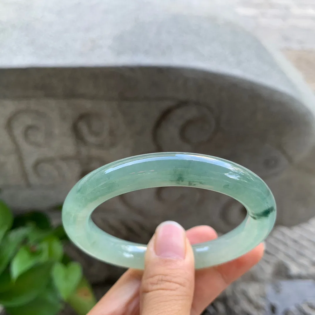 小圈口53.6-9.9 【冰油绿飘花圆条手镯】圆条53 54可戴