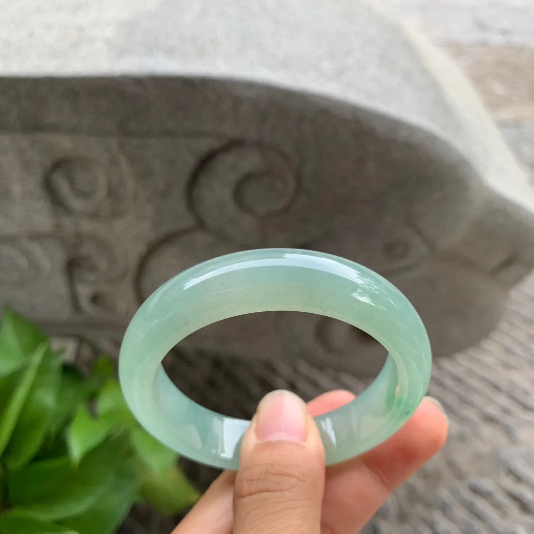 圈口 55.8-49.5-12.8-7.5【冰绿贵妃手镯】贵妃55 56可戴