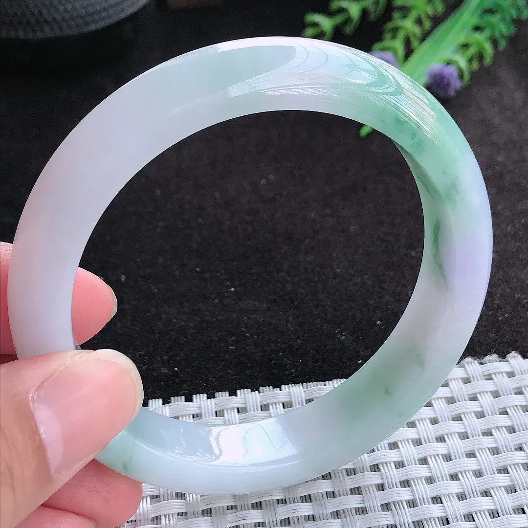 自然光58.5/13/8.6老坑冰润水灵春带彩飘花手镯天然翡翠玉镯女款