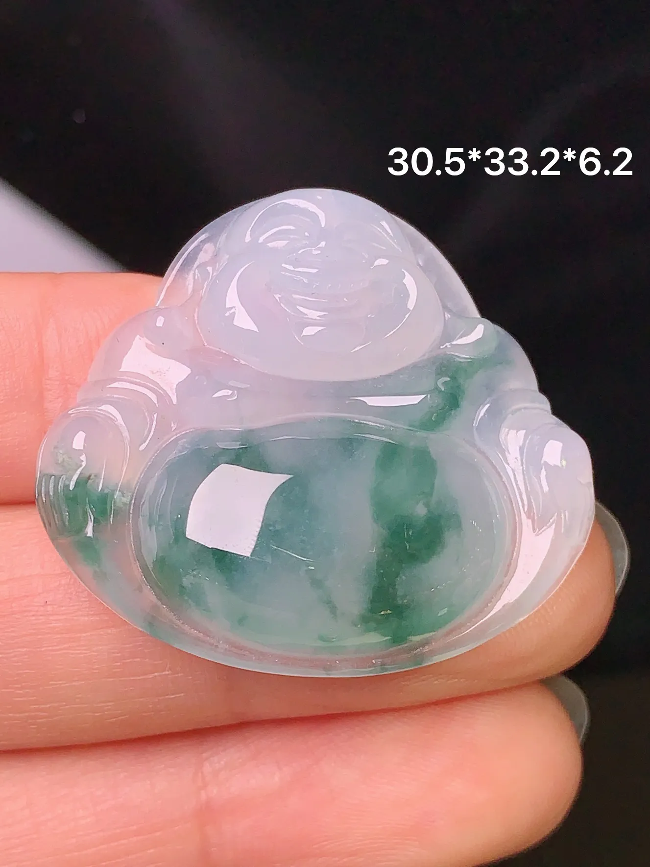 飘绿佛公吊坠 玉质细腻 色泽清新艳丽 整体尺寸30.5*33.2*6.2