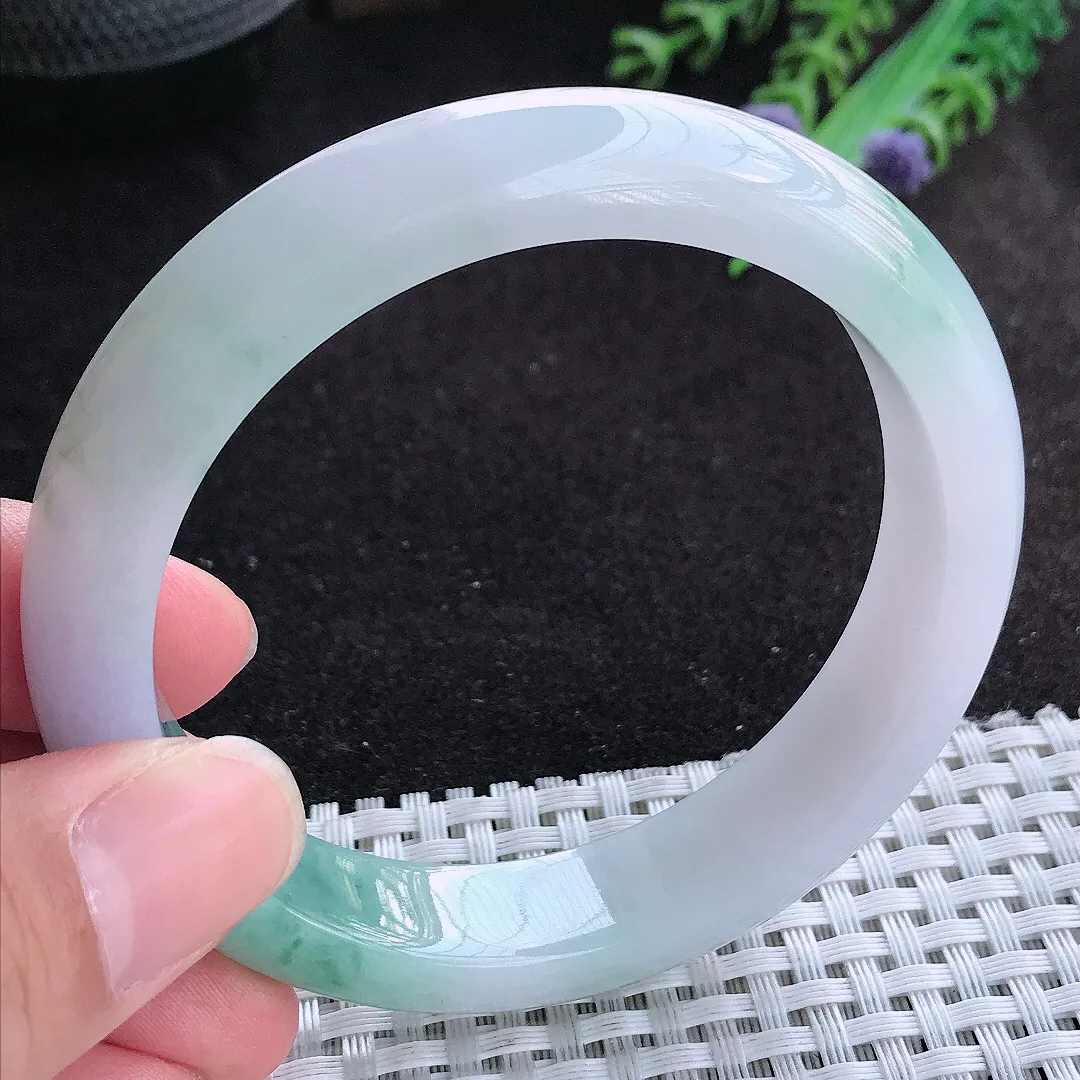 自然光58.5/13/8.6老坑冰润水灵春带彩飘花手镯天然翡翠玉镯女款