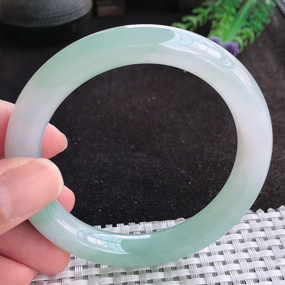 自然光59/10.7/10.4老坑冰胶果冻胶飘花圆条手镯天然翡翠玉镯女款