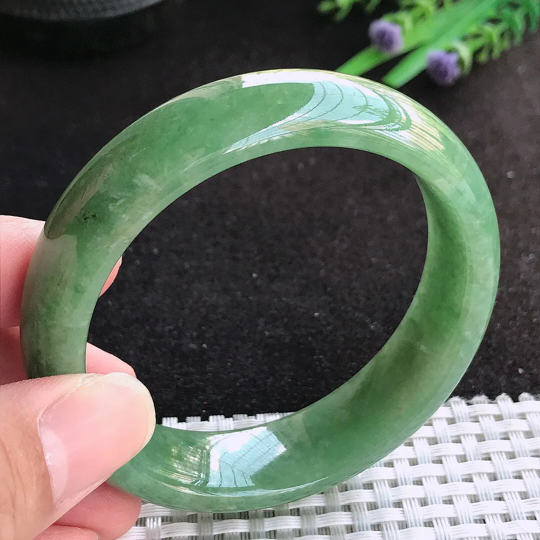 自然光56.5/16/8老坑精美温润满绿手镯天然翡翠玉镯女款