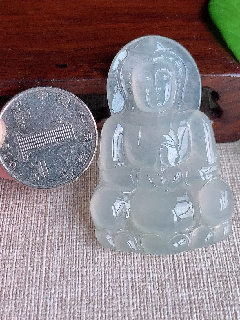 a货翡翠老坑冰种正装观音吊坠 尺寸52.2×33.6×6mm 重量17.50g 0902