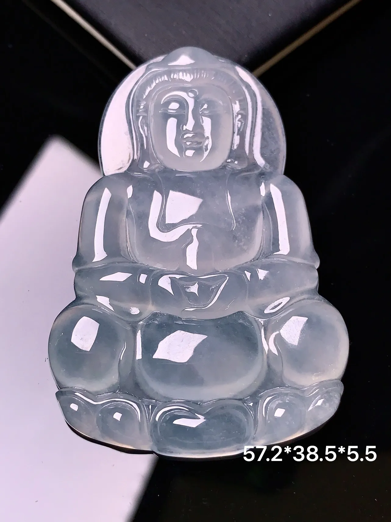 冰种观音吊坠 玉质细腻 色泽清新艳丽 整体尺寸57.2*38.5*5.5