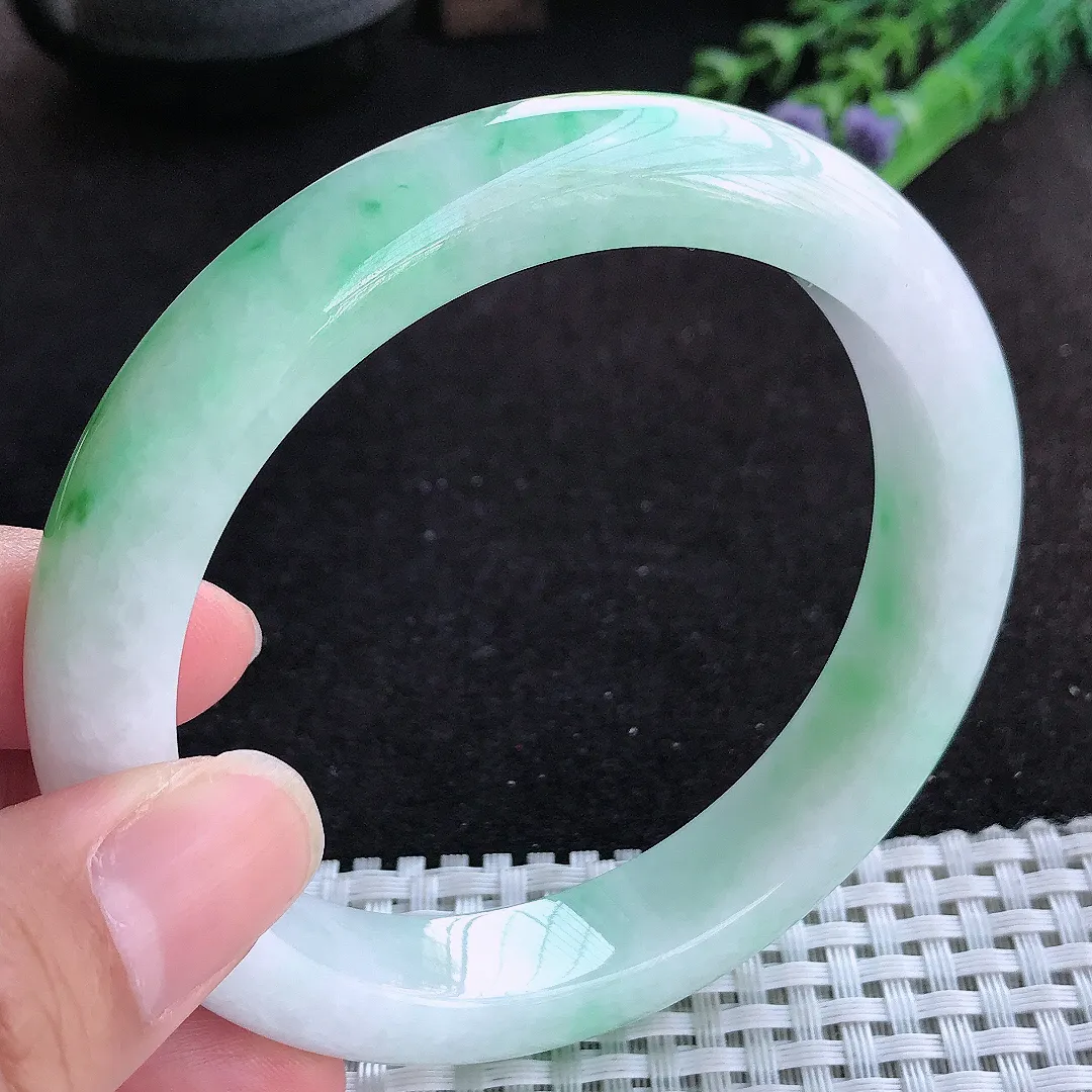 自然光62.5/12.5/9.3大圈口老坑精美温润飘阳绿手镯天然翡翠玉镯百搭女款
