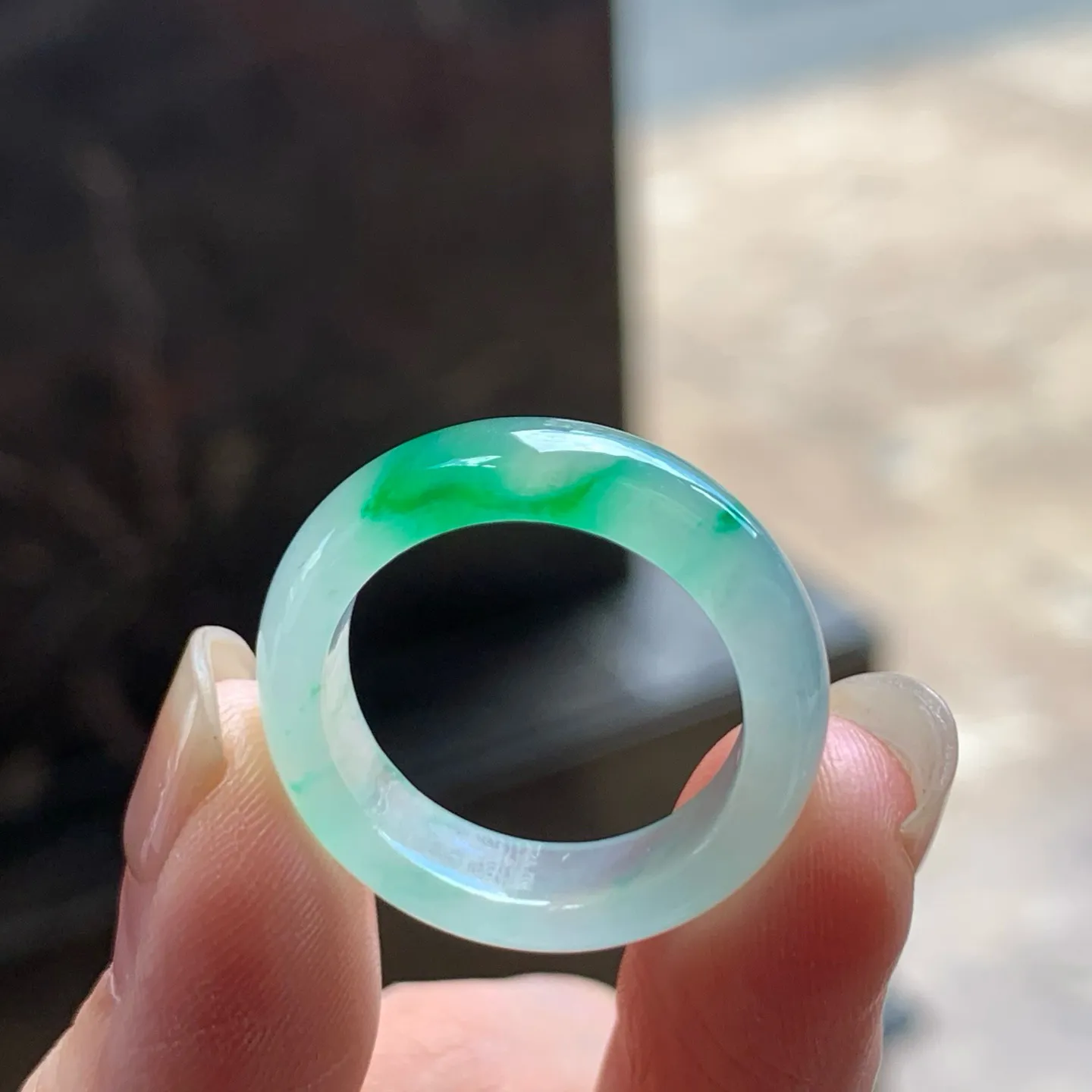 冰种阳绿指环
种老水足