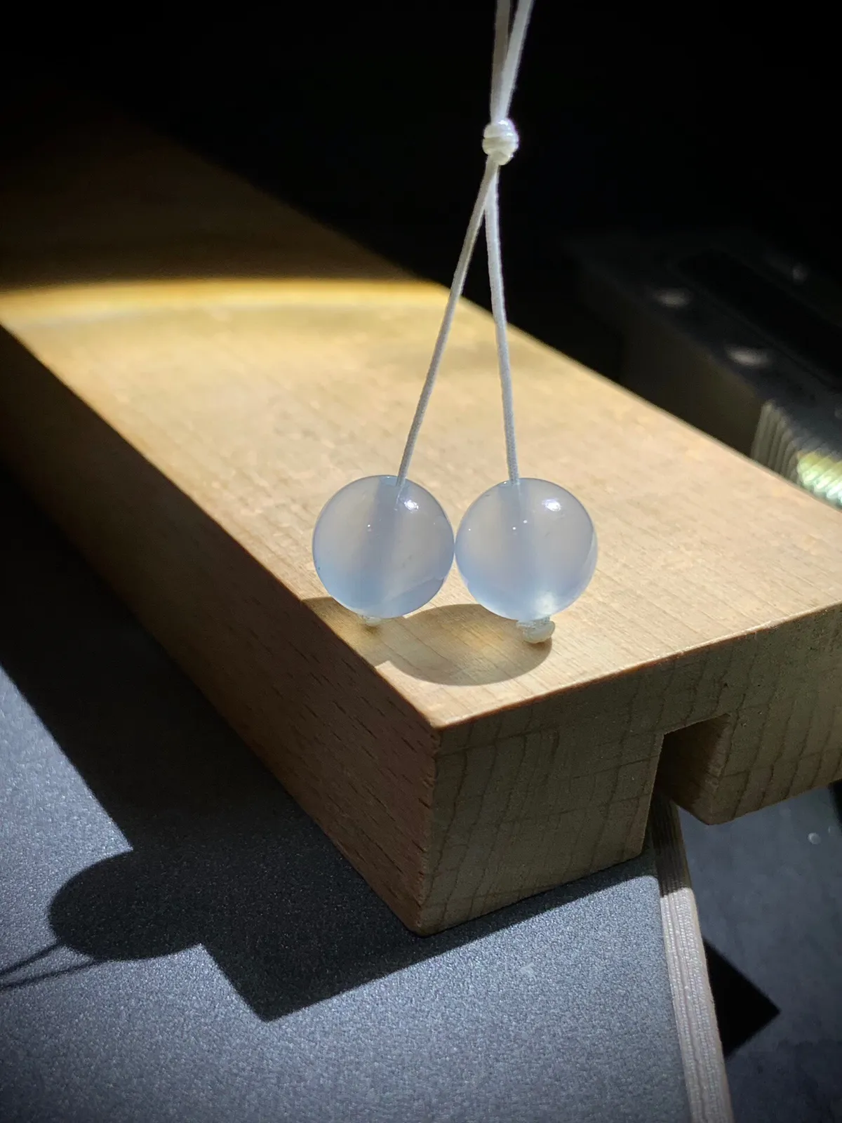 白冰珠子，直径9.8mm，种水不错，料子好